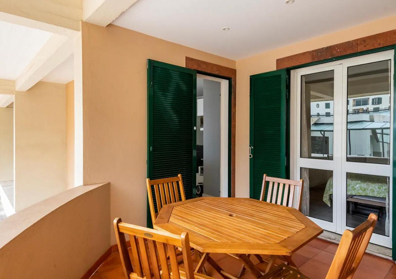 Lovely 1-Bedroom Apartment With Parking Ocean View Funchal  Exterior photo